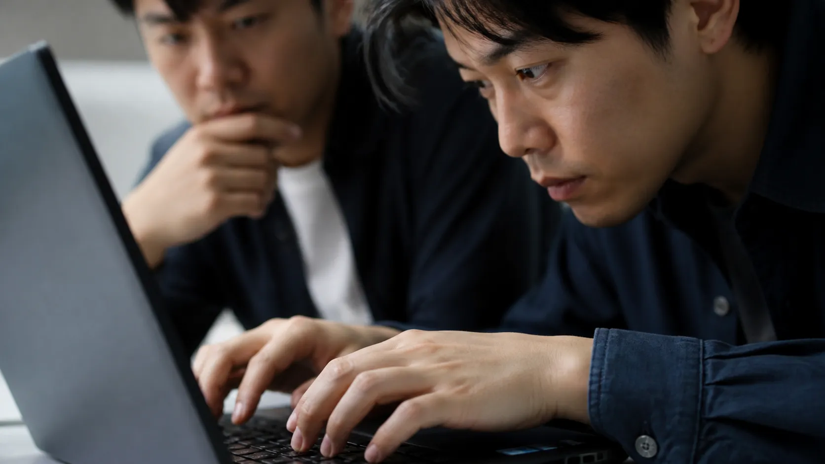 リンク切れを定期的にチェックする仕組み