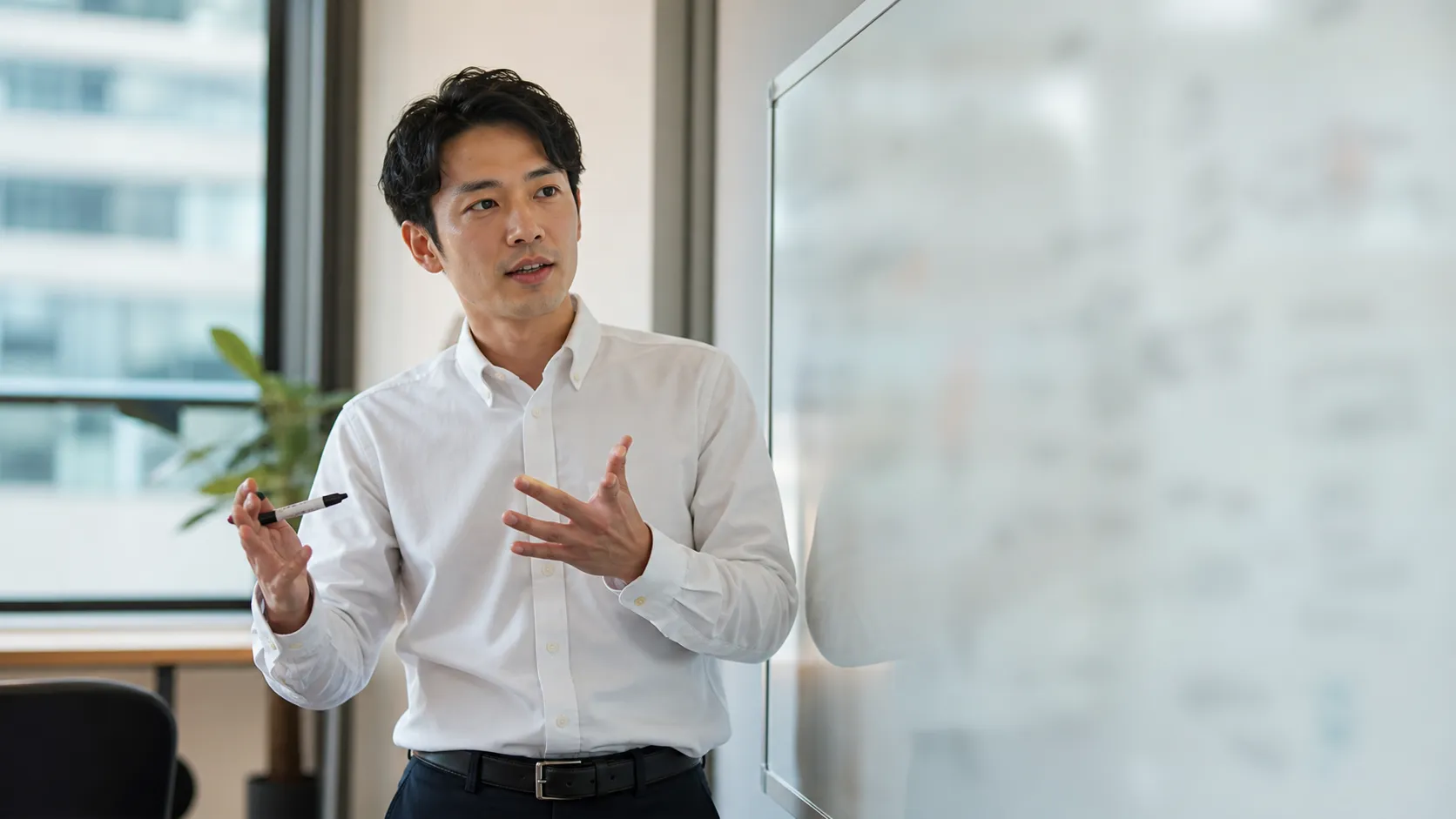 FDEの仕事内容は業務課題の特定から実装まで!業務の流れと定着のポイントの本文説明画像2
