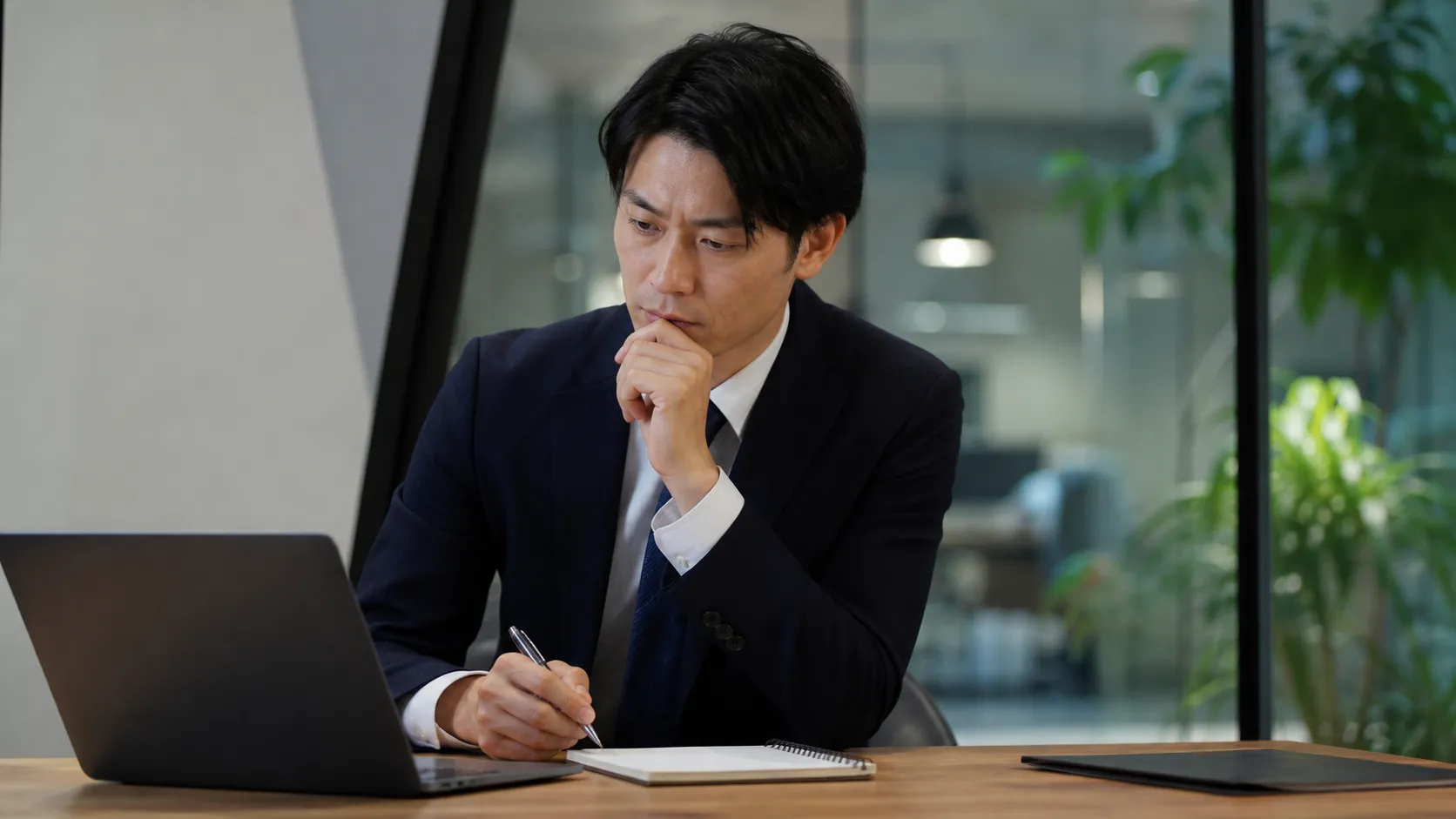 広島 施設警備 依頼