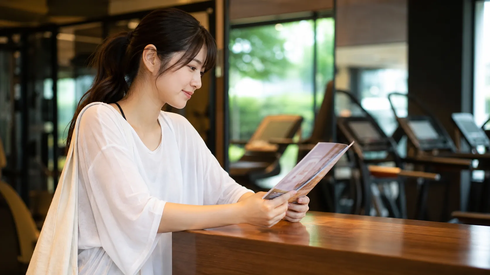 女性 姿勢改善 ジム