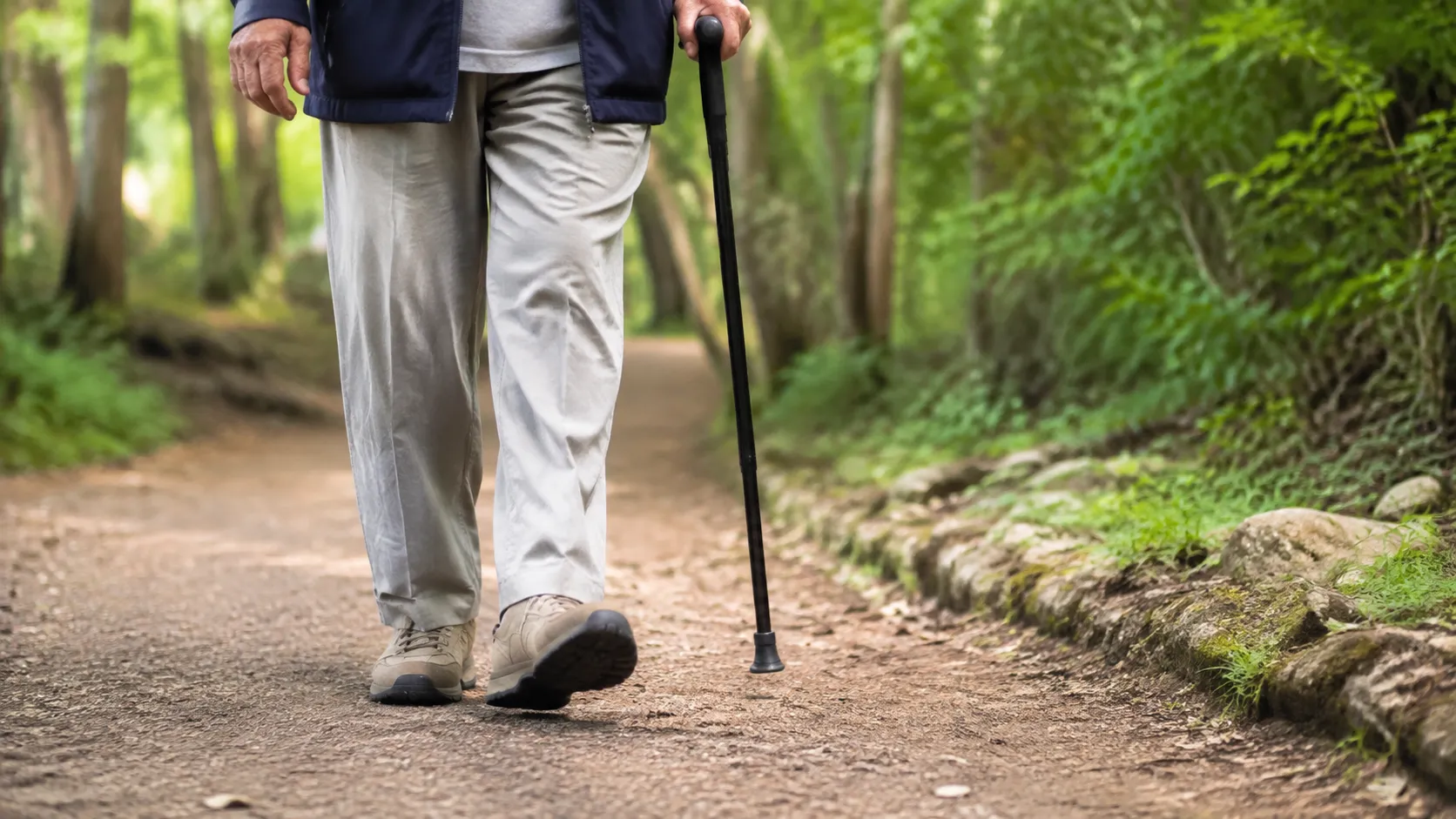 松戸 膝が痛くて歩けない 70代
